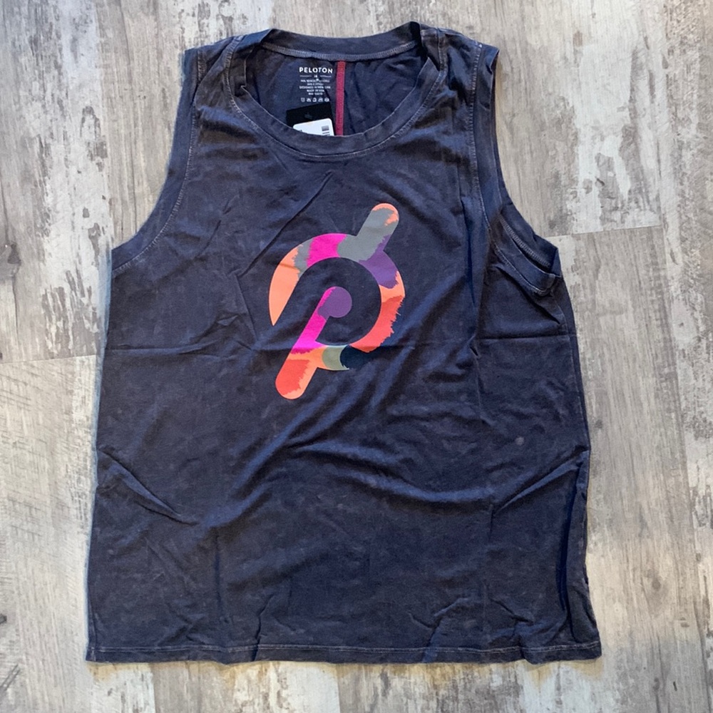 Peloton tank
